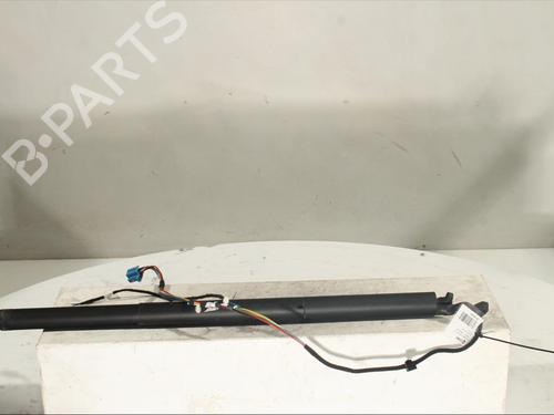 Used Tailgate lift support Tailgate lift support MERCEDES-BENZ GLA-CLASS (X156) GLA 200 (156.943) (156 hp) 17208744 17208744