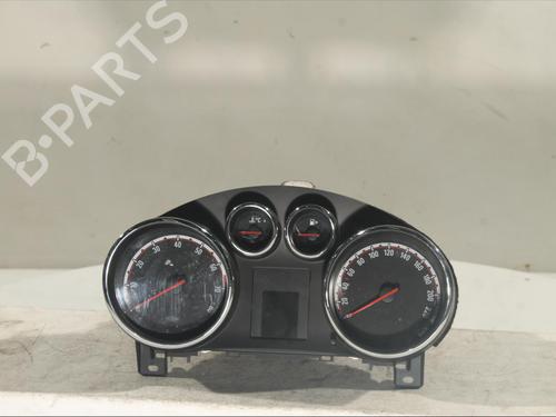 Used Instrument cluster OPEL MERIVA B MPV (S10) 1.4 (75) (120 hp) 26925538