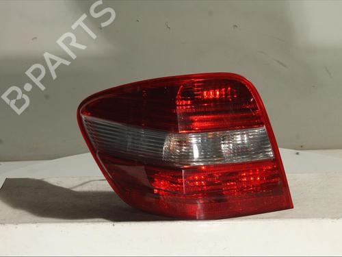 Left taillight MERCEDES-BENZ M-CLASS (W164) ML 420 CDI 4-matic (164.128) 1649060900 A1648201904Q1