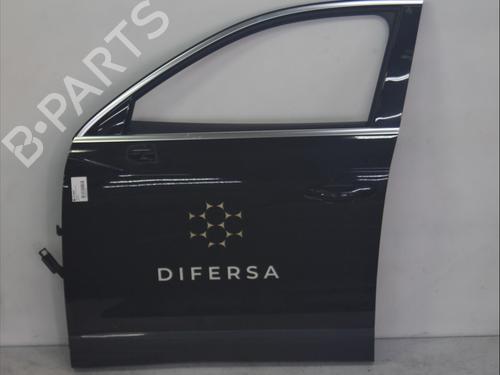 left-front-door-audi-q3-f3b-2018-37733250 main image