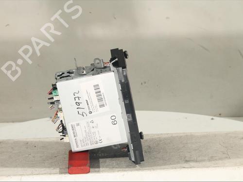 Auto-radio TOYOTA YARIS CROSS (MXP_) 1.5 Hybrid (MXPJ10) (116 hp) 17611898