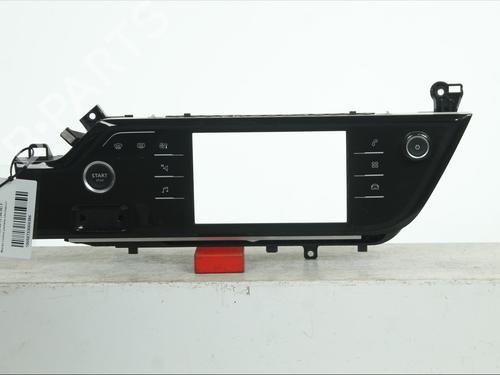 switch-citroen-c4-spacetourer-3d_-2018-39642679 main image