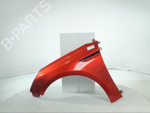 left-front-fenders-renault-megane-iv-hatchback-b9amn_-2015-36444588 main image