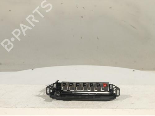 Used Switch Switch PEUGEOT 3008 II SUV (MC_, MR_, MJ_, M4_) 1.2 THP/ PureTech 130 (MRHNSM, MRHNSU, MRHNSJ, MRHNYW,... (131 hp) 32511674 32511674