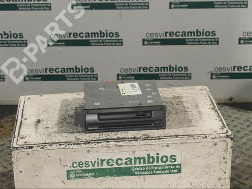 Radio SEAT IBIZA IV (6J5, 6P1) 1.0 TSI (95 hp) 5QA035824A 5QA035824