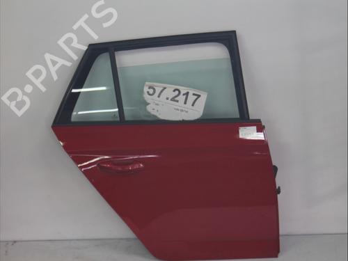 Dør højre bagtil Dør højre bagtil SKODA FABIA III Estate (NJ5) 1.2 TSI (90 hp) 33712774 33712774