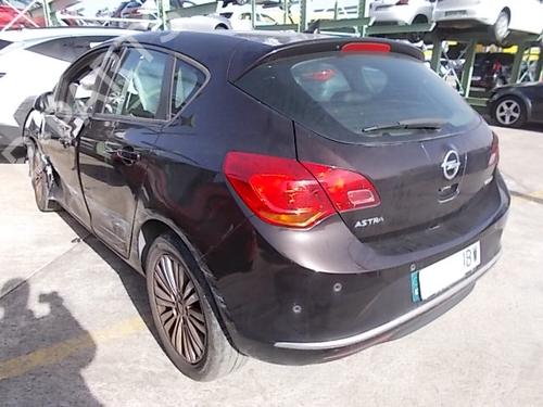 Teile für FORD FOCUS III  1.5 TDCi  4562444 