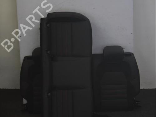 rear-seat-renault-arkana-i-lcm_-ldn_-2019-36496358 main image