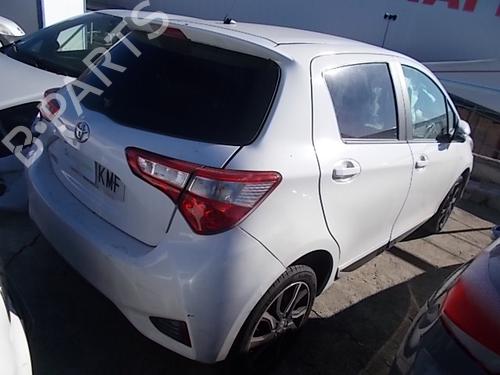Used Parts TOYOTA YARIS (_P13_) 1.5 (NSP131_) (112 hp) 2389396