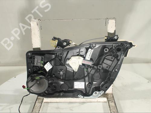 Front right window mechanism MERCEDES-BENZ CLA Shooting Brake (X117) CLA 200 (117.943) (156 hp) 18105216