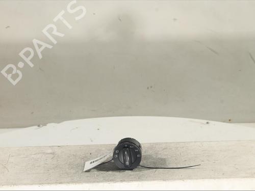 Used Headlight switch Headlight switch VW POLO VI (AW1, BZ1, AE1) 1.6 TDI (95 hp) 17799481 17799481