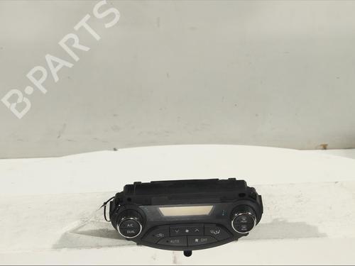 Used Climate control Climate control TOYOTA YARIS (_P13_) 1.3 (NSP130_, NSP130) (99 hp) 11907895 11907895