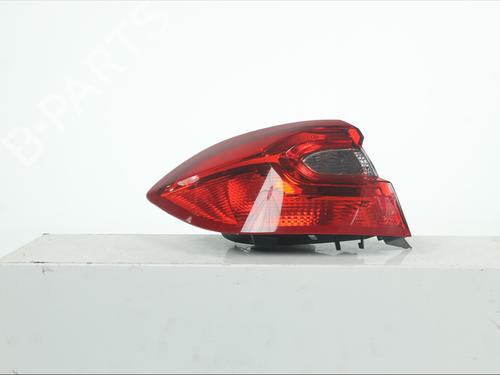 left-taillight-ford-fiesta-vii-hj-hf-2017-35747579 main image