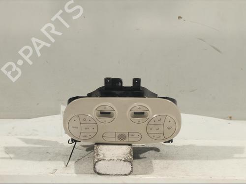 Used Climate control FIAT 500 (312_) 1.3 D Multijet (312AXB1A) (75 hp) 13402906