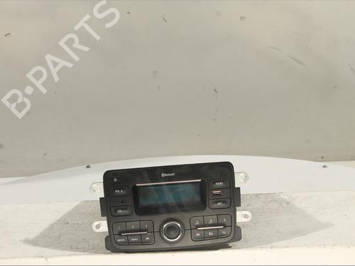 Used Radio DACIA LOGAN MCV II TCe 90 (K8M1, K8MA, K8AC) (90 hp) 28529510