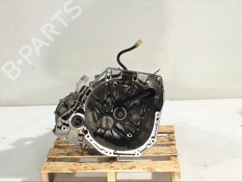 Used Gearbox Gearbox DACIA DUSTER (HS_) 1.2 TCe 125 (125 hp) 24304683 24304683