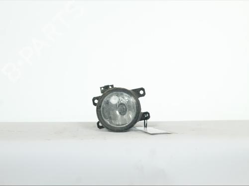 right-front-fog-light-jeep-renegade-suv-bu-b1-bv-2014-38972930 main image