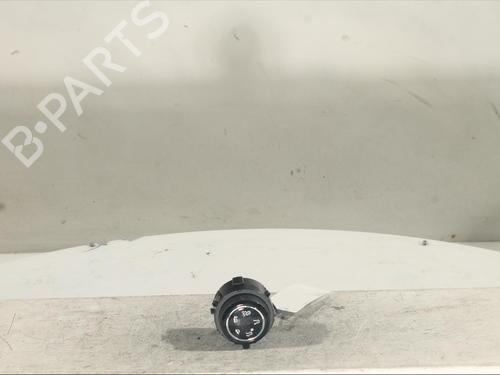 Used Switch PEUGEOT 3008 II SUV (MC_, MR_, MJ_, M4_) 1.5 BlueHDi 130 (131 hp) 24399294