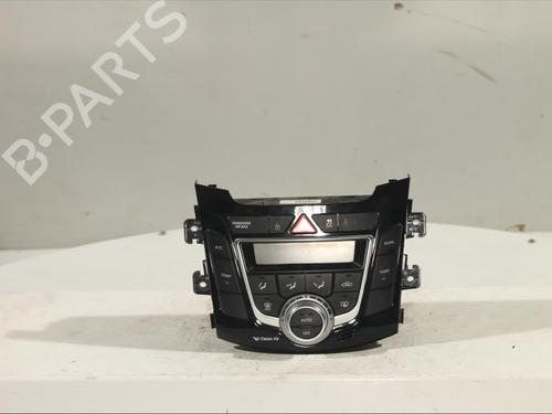 Used Climate control Climate control HYUNDAI i30 (GD) 1.4 CRDi (90 hp) 11984595 11984595
