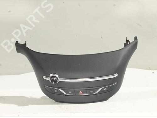 Used Switch Switch PEUGEOT 308 II (LB_, LP_, LW_, LH_, L3_) 1.5 BlueHDi 130 (131 hp) 29463064 29463064