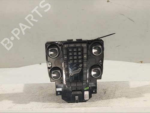 Used Climate control Climate control VOLVO V40 Hatchback (525) D3 (150 hp) 11984850 11984850