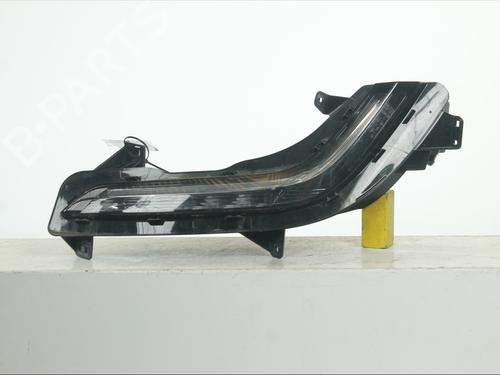 Used Left daytime light Left daytime light 37285531 37285531