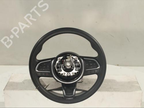 steering-wheel-fiat-500l-351_-352_-2012-24541596 main image