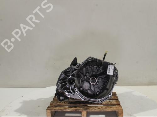 Used Gearbox Gearbox DACIA DUSTER (PYM_, PYN_) 1.2 TCe 130 4x4 (131 hp) 33008288 33008288