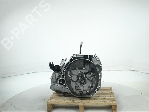 gearbox-dacia-sandero-iii-2021-34529907 main image