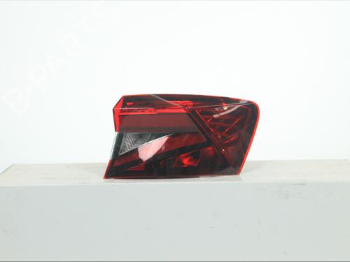 Used Right taillight Right taillight SKODA FABIA IV (PJ3) 1.0 TSI (116 hp) 34409211 34409211