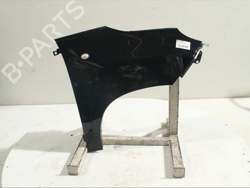 right-front-fenders-fiat-500l-351_-352_-2012-24857192 main image