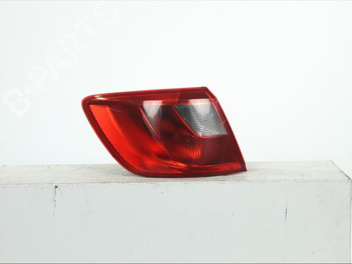 Used Left taillight Left taillight 37499839 37499839
