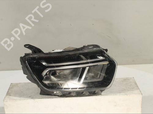 Used Right headlight DACIA DUSTER (HM_) 1.5 dCi 115 (HMAD) (116 hp) 30188949