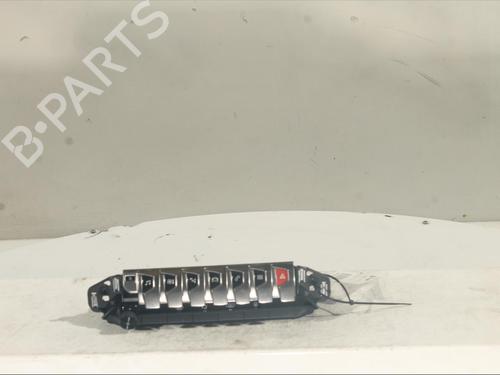Switch PEUGEOT 3008 II SUV (MC_, MR_, MJ_, M4_) 1.6 PureTech 180 (M45GFR, M45GFU) 98249153DX 98249155DX28581373