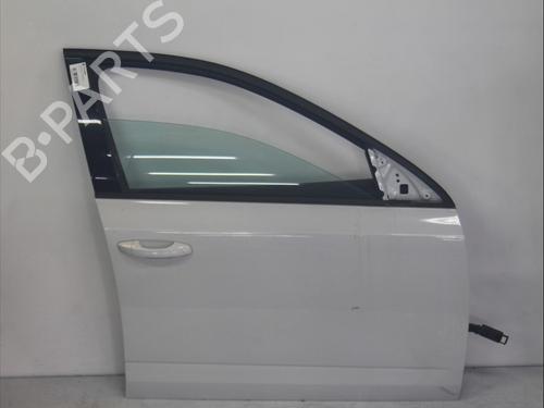 Used Right front door Right front door SKODA OCTAVIA III Combi (5E5, 5E6) 2.0 TDI (150 hp) 34710387 34710387