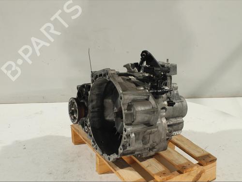 Gearbox VW PASSAT B6 (3C2) 2.0 TDI | BP15136937M3