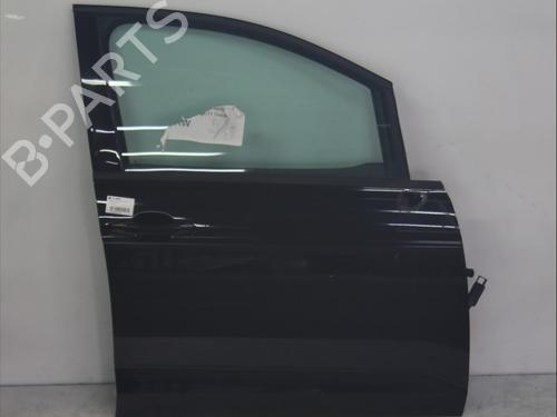 right-front-door-vw-touran-5t1-2015-32486237 main image