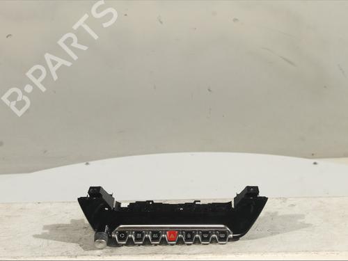 Used Switch Switch PEUGEOT 208 II (UB_, UP_, UW_, UJ_) 1.2 PureTech 100 (101 hp) 29986252 29986252