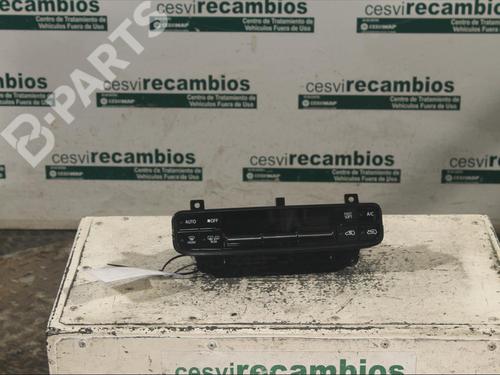 Used Climate control TOYOTA AURIS (_E18_) 1.8 Hybrid (ZWE186_, ZWE186R) (136 hp) 11979940