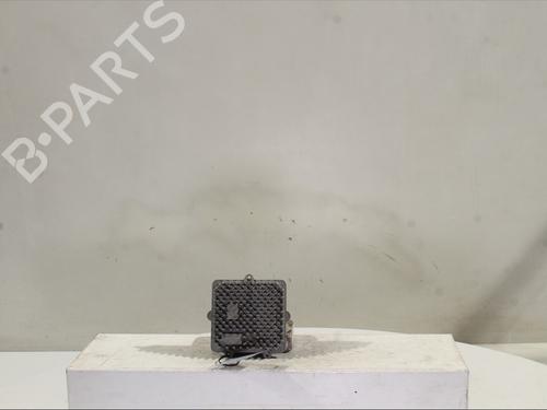 electronic-module-land-rover-range-rover-velar-l560-2017-33445030 main image