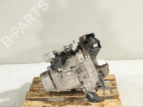 Used Gearbox Gearbox CITROËN C3 III (SX) 1.2 PureTech 82 (83 hp) 24352944 24352944