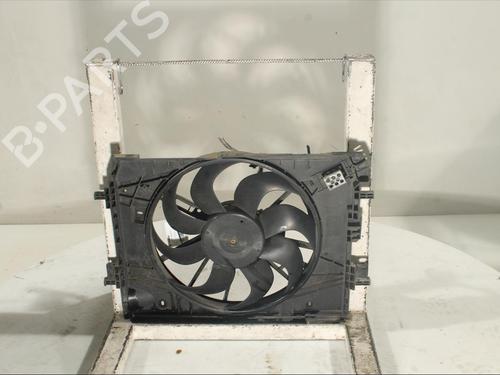 Used Radiator fan Radiator fan DACIA SANDERO II 1.5 dCi 75 / Blue dCi 75 (B8JW, B8M4, B8AH, B8M7, B8M6) (75 hp) 18344245 18344245