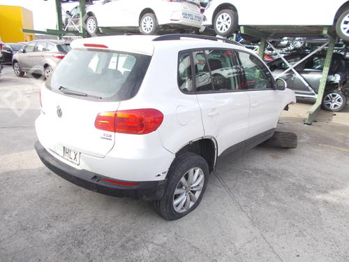 Left headlight VW TIGUAN (5N_) 2.0 TDI | BP28577481C28 - Image 5