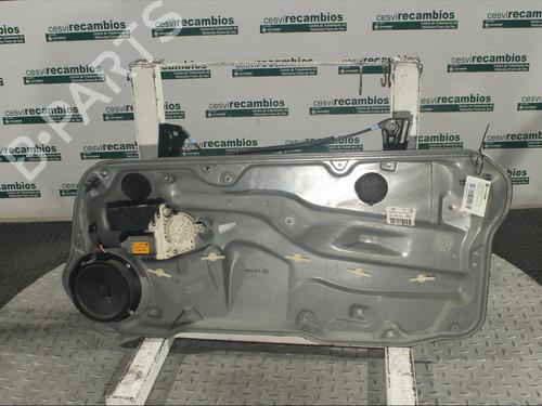 Lève-vitre avant droit VW BORA I (1J2) 1.9 TDI (90 hp) 12078394