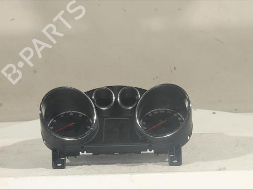 Used Instrument cluster OPEL MERIVA B MPV (S10) 1.4 (75) (120 hp) 26925783