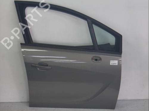 Used Right front door Right front door 38714062 38714062
