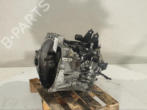 Used Gearbox TOYOTA AURIS (_E18_) 2.0 D-4D (ADE186_, ADE186R) (124 hp) 18956778