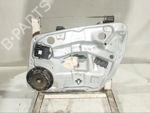 Used Front right window mechanism Front right window mechanism MERCEDES-BENZ M-CLASS (W164) ML 320 CDI 4-matic (164.122) (224 hp) 18068045 18068045