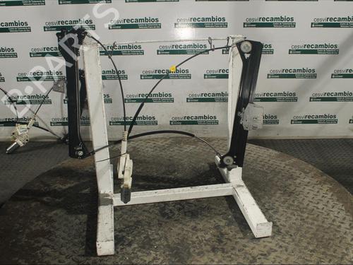 Used Front left window mechanism MERCEDES-BENZ CLK (C209) [2002-2010]  12076884