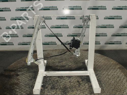 Used Front right window mechanism Front right window mechanism RENAULT MEGANE IV Hatchback (B9A/M/N_) 1.5 dCi 110 (B9A3) (110 hp) 13473282 13473282